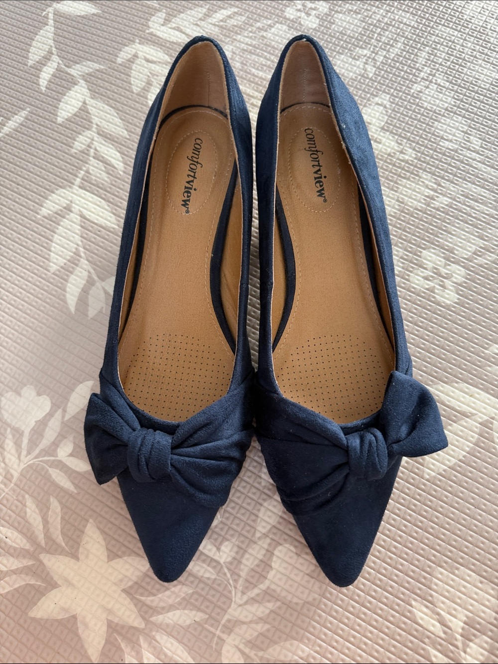 Comfortview Elizabeth Navy Faux Suede Pointed Bow Ballet Low Kitten Heel Pump